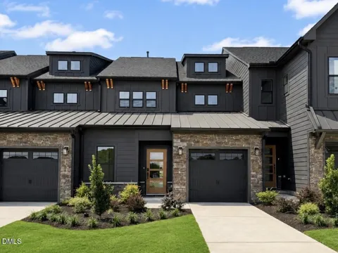 112 Golden Leaf Drive #325