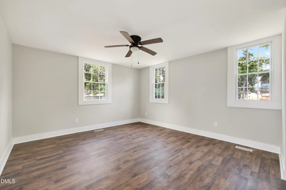 305 E Harnett Street Benson, NC 27504
