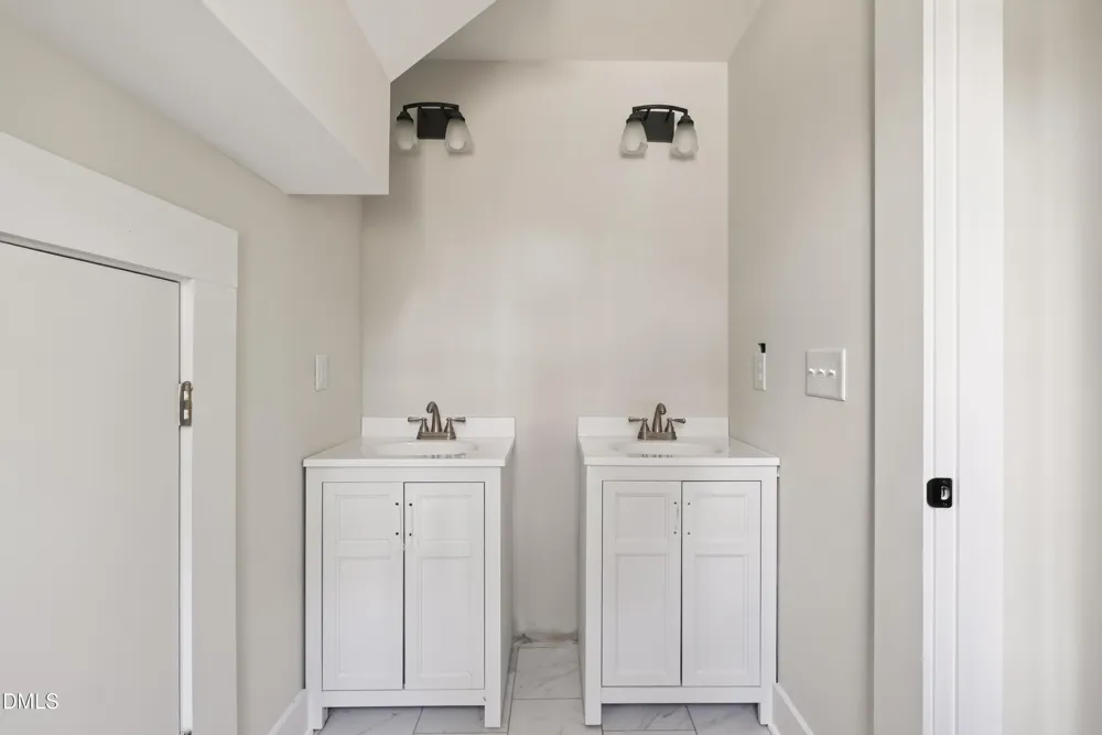 305 E Harnett Street Benson, NC 27504