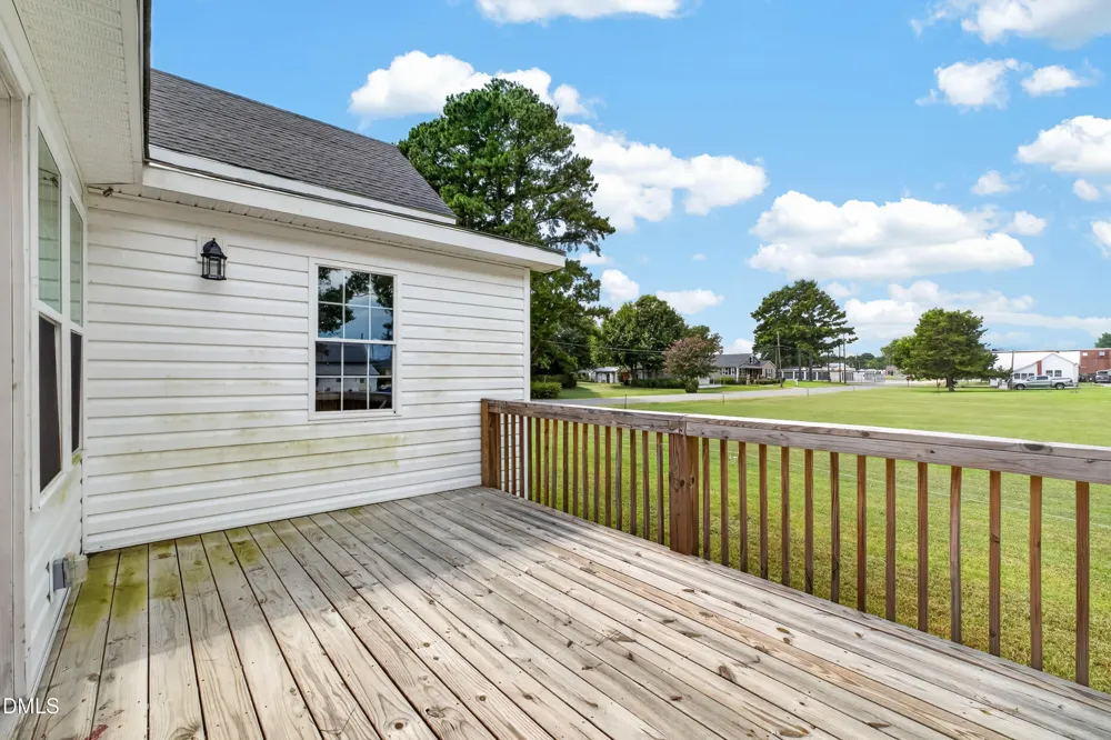 305 E Harnett Street Benson, NC 27504