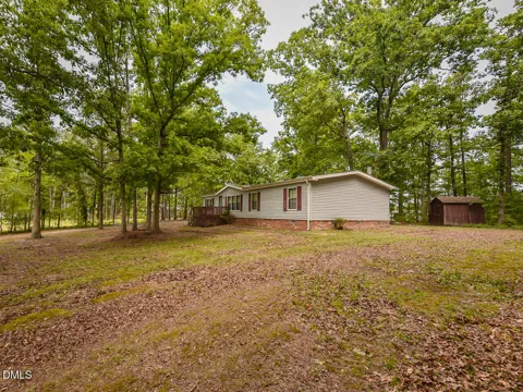 128 Stella Court