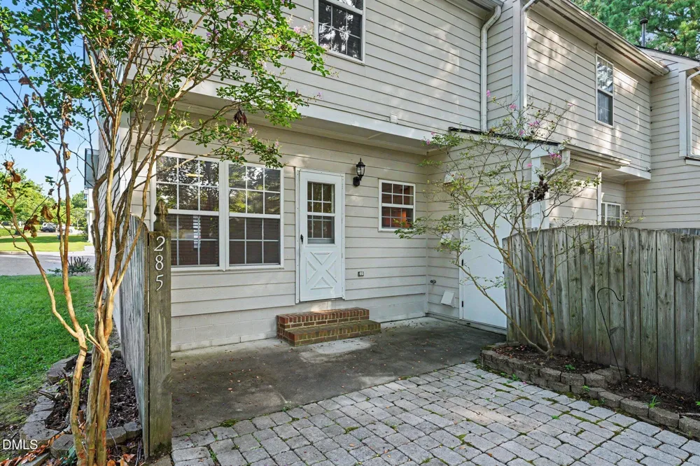 285 Dairy Road Clayton, NC 27520