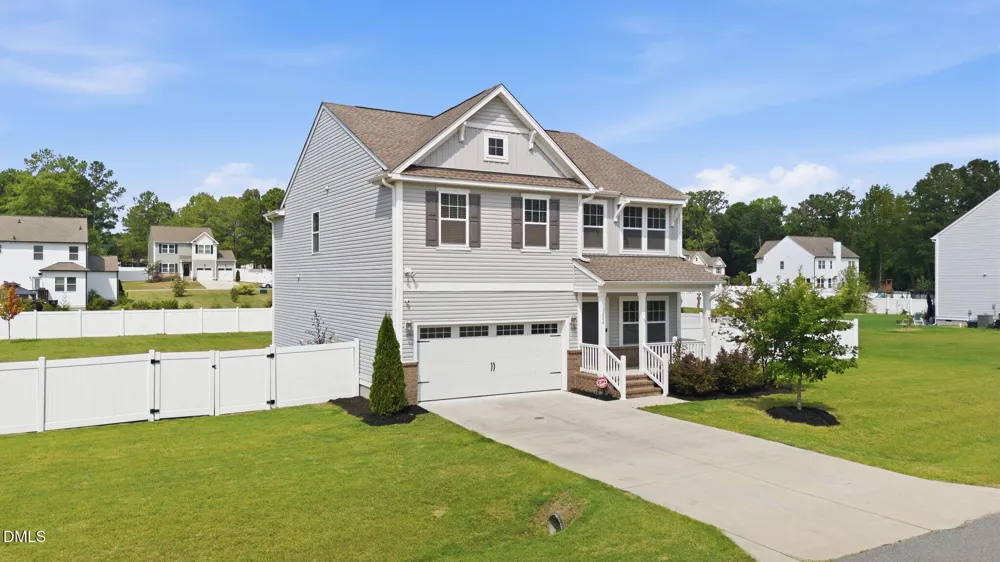 1220 Huffington Oak Drive Willow Springs, NC 27592