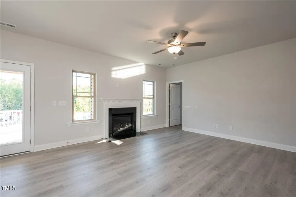 195 River Chapel Drive Fuquay Varina, NC 27526