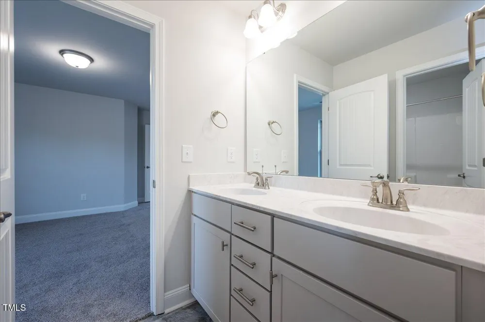 195 River Chapel Drive Fuquay Varina, NC 27526