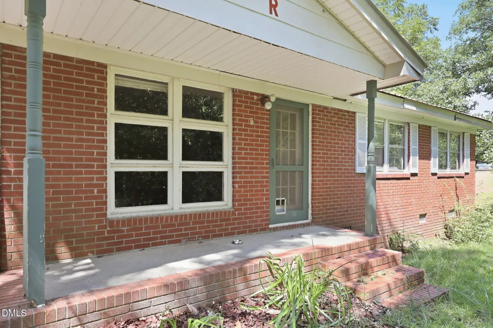 120 Zollie Lane Cameron, NC 28326