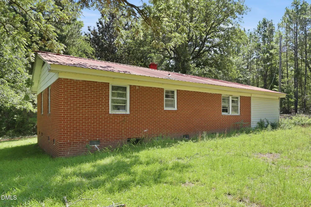 120 Zollie Lane Cameron, NC 28326
