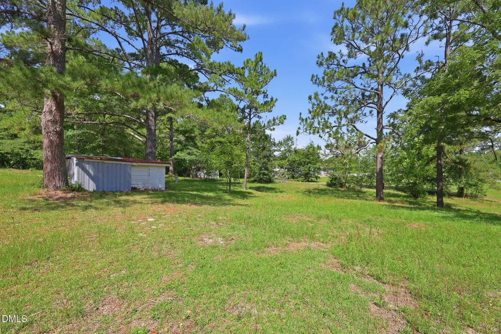 120 Zollie Lane Cameron, NC 28326