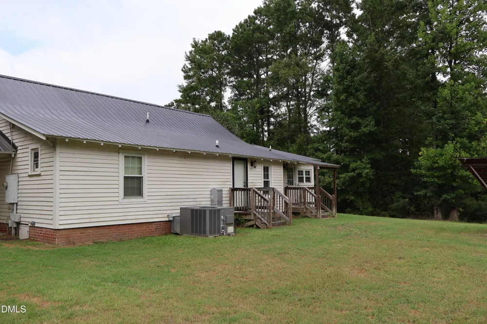 123 Holly Grove Road Benson, NC 27504