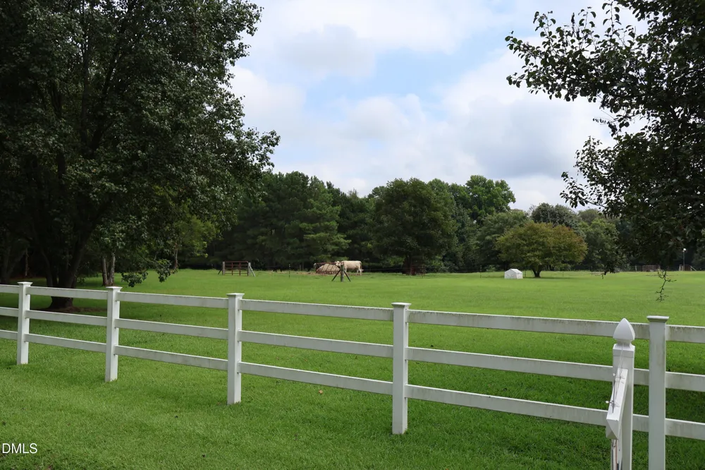 123 Holly Grove Road Benson, NC 27504