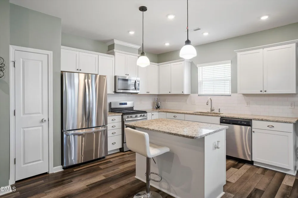 2236 Fairway Green Drive Fuquay Varina, NC 27526