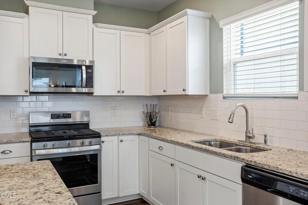 2236 Fairway Green Drive Fuquay Varina, NC 27526