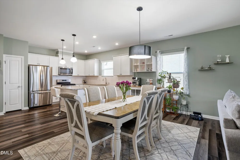 2236 Fairway Green Drive Fuquay Varina, NC 27526