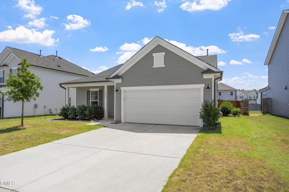 2236 Fairway Green Drive Fuquay Varina, NC 27526