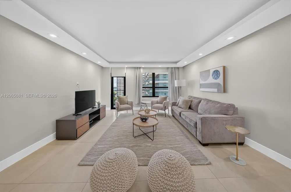 10185 Collins Ave #1223 Bal Harbour, FL 33154