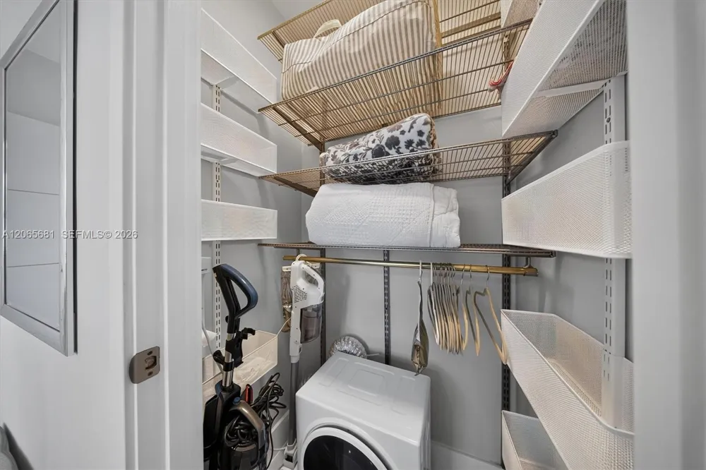 10185 Collins Ave #1223 Bal Harbour, FL 33154