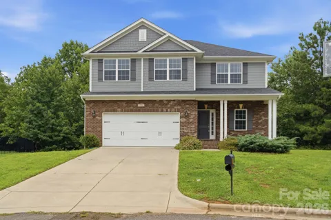 123 Bunker Hill Lane