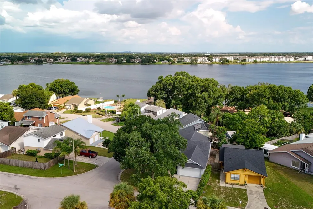 Address Not Shown Winter Haven, FL 33884
