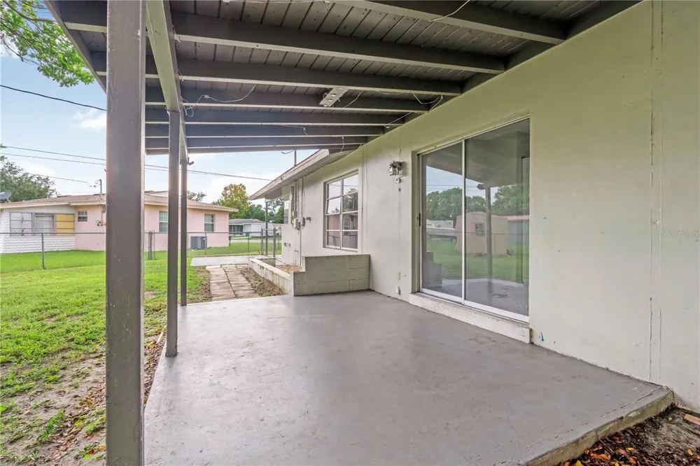 962 ROCKHILL STREET Deltona, FL 32725