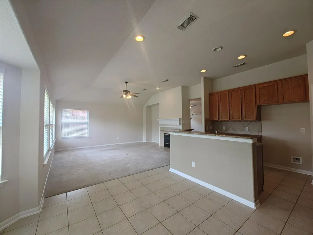 10918 Tattershall Lane Missouri City, TX 77459