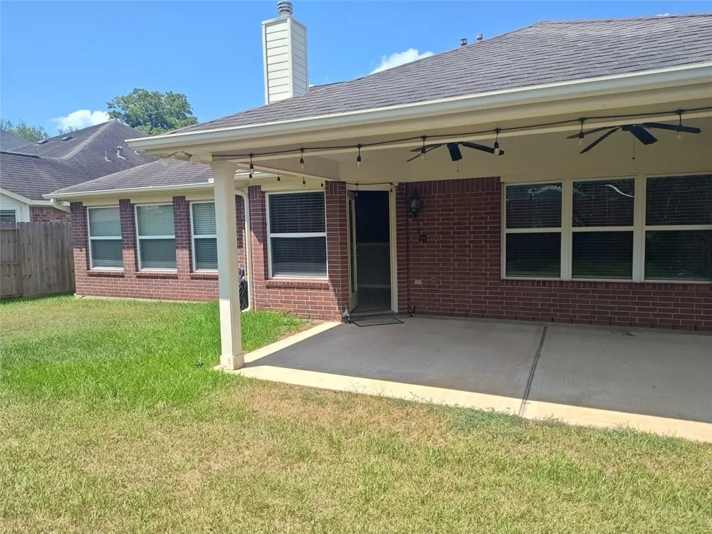 10918 Tattershall Lane Missouri City, TX 77459