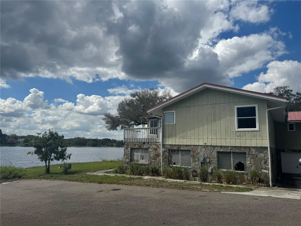 330 CALLITRIS AVENUE Polk City, FL 33868