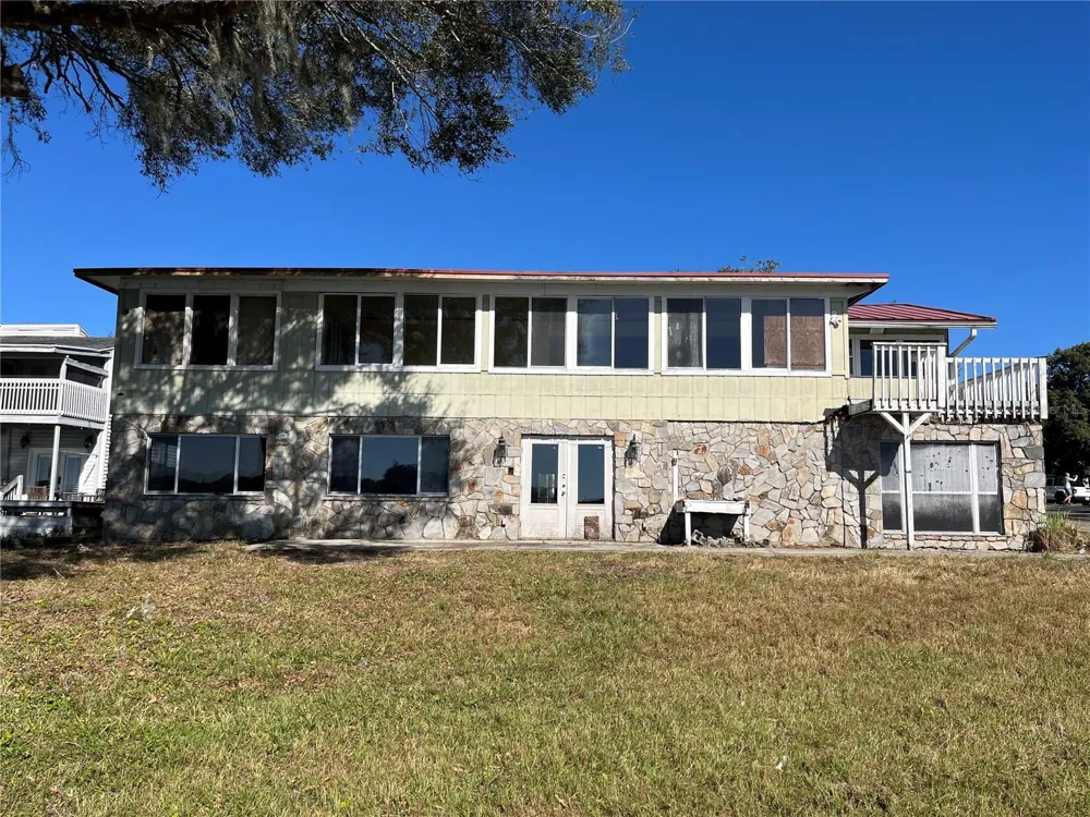 330 CALLITRIS AVENUE Polk City, FL 33868
