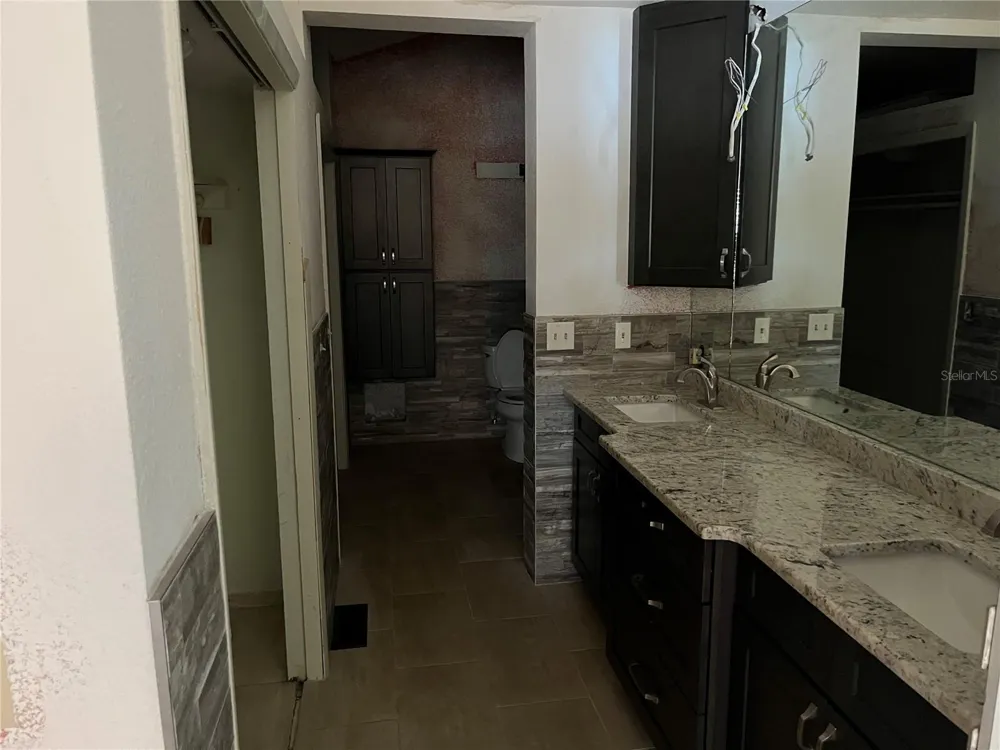330 CALLITRIS AVENUE Polk City, FL 33868