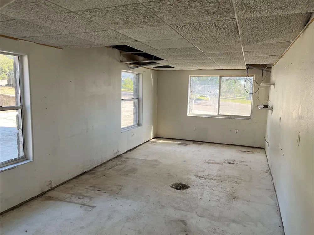 330 CALLITRIS AVENUE Polk City, FL 33868