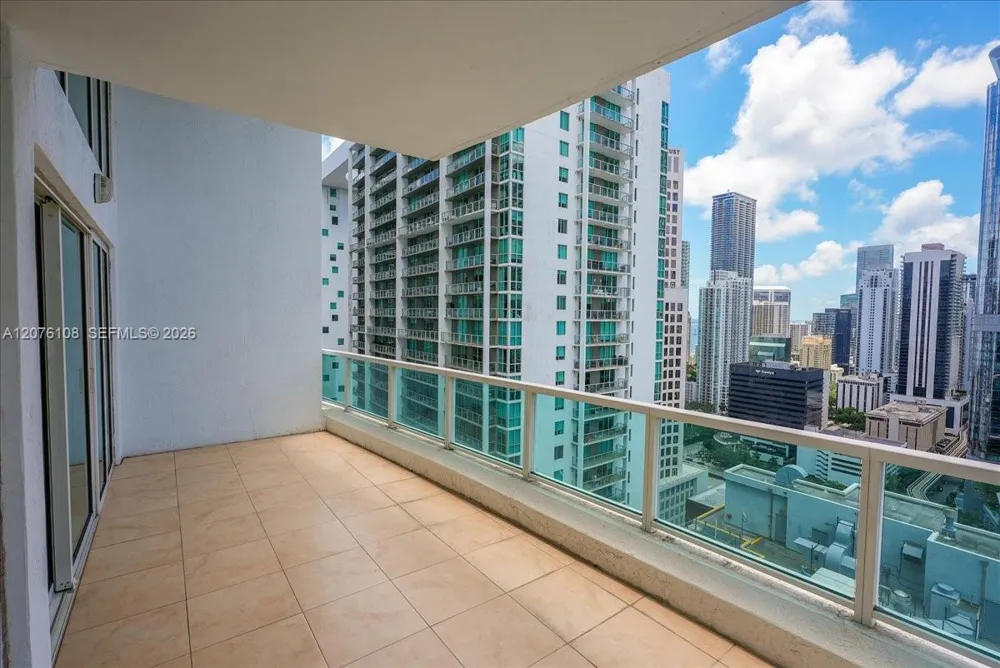 41 SE 5th St #1908 Miami, FL 33131