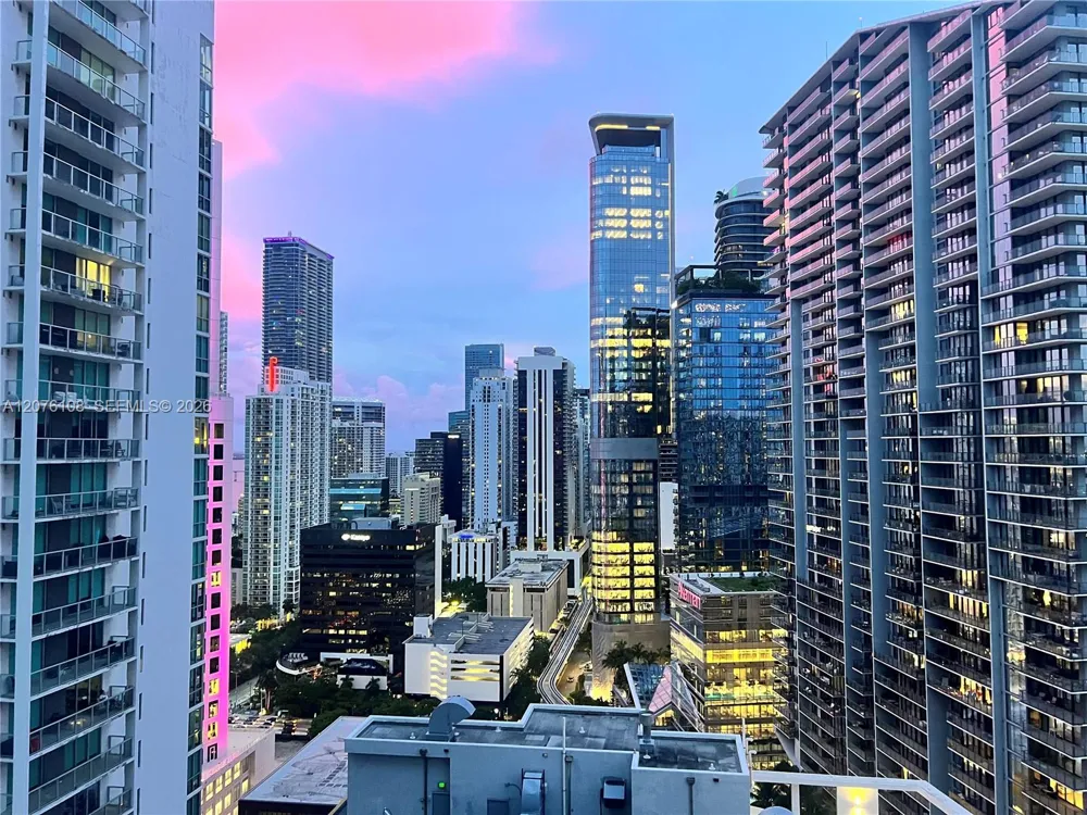41 SE 5th St #1908 Miami, FL 33131