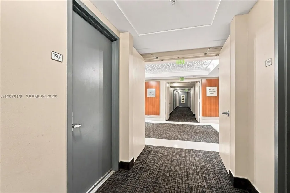 41 SE 5th St #1908 Miami, FL 33131