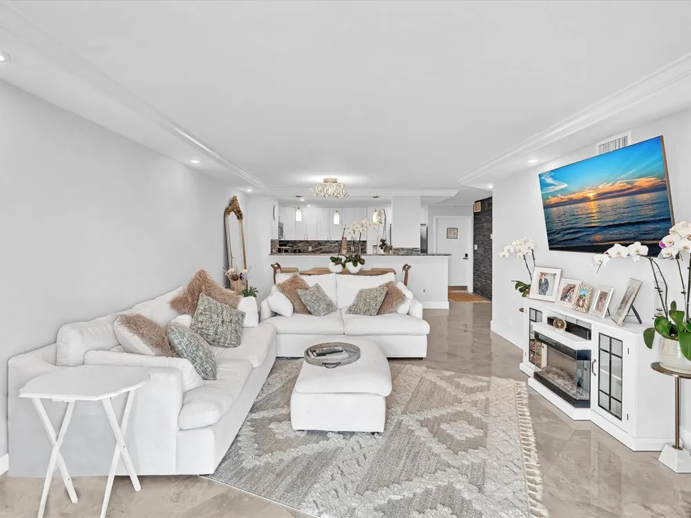 1150 HILLSBORO MILE #509 Hillsboro Beach, FL 33062