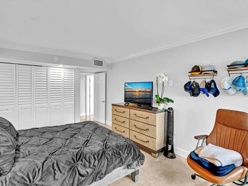 1150 HILLSBORO MILE #509 Hillsboro Beach, FL 33062