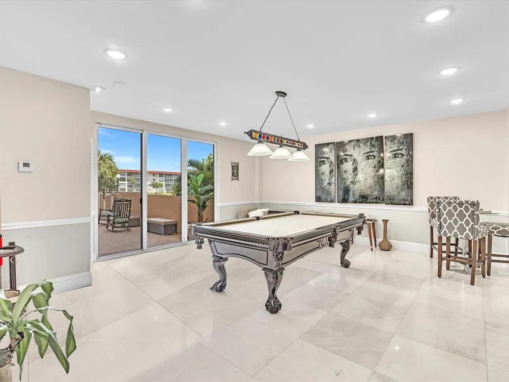 1150 HILLSBORO MILE #509 Hillsboro Beach, FL 33062