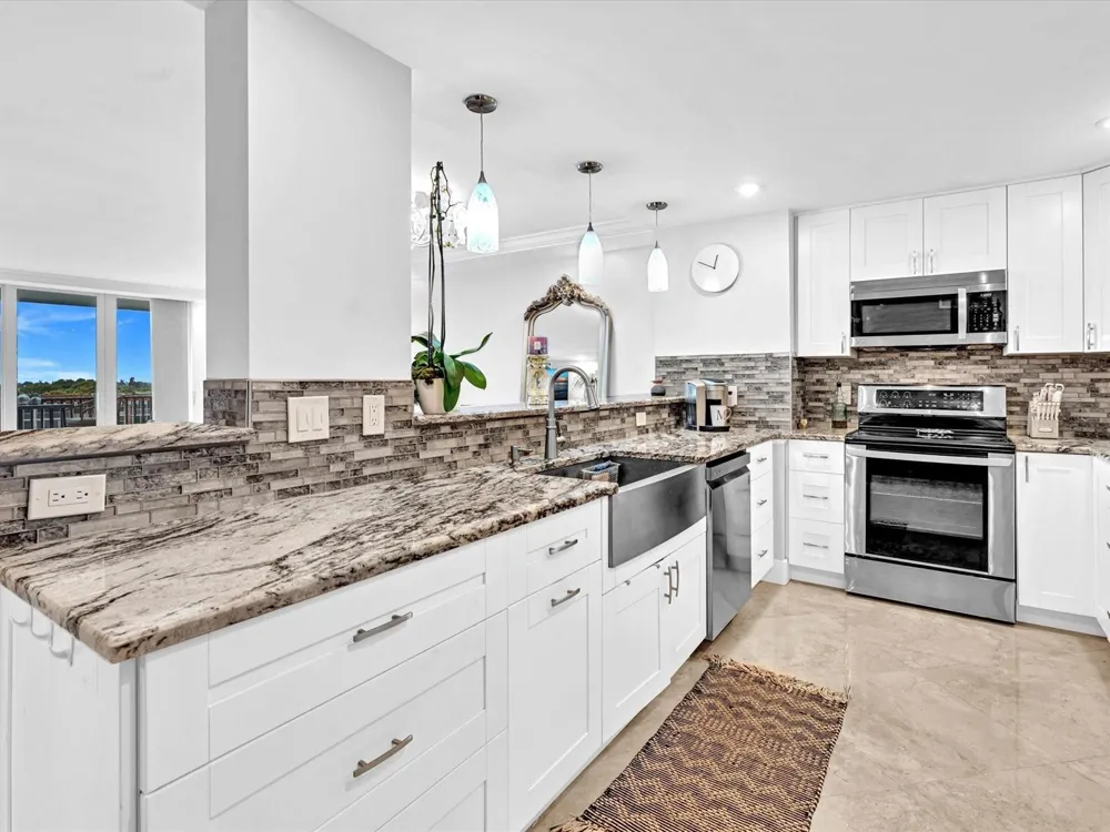 1150 HILLSBORO MILE #509 Hillsboro Beach, FL 33062