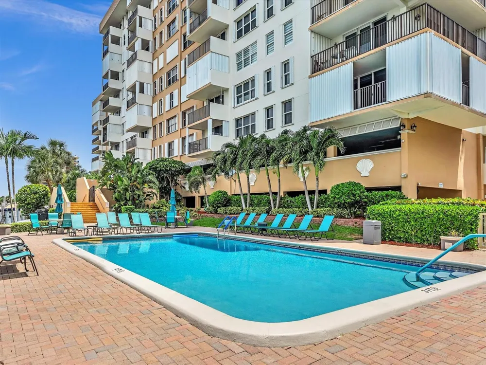 1150 HILLSBORO MILE #509 Hillsboro Beach, FL 33062