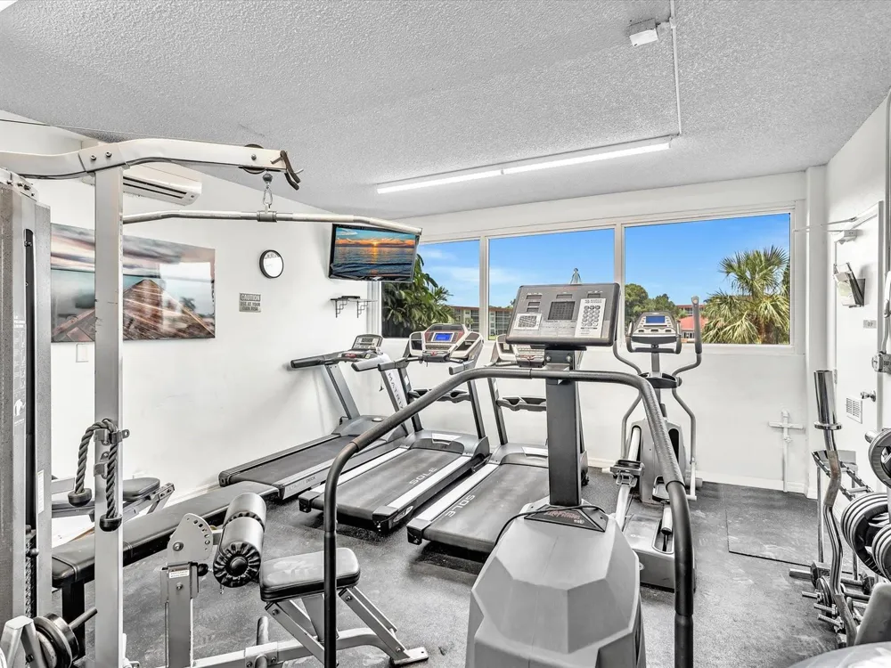 1150 HILLSBORO MILE #509 Hillsboro Beach, FL 33062