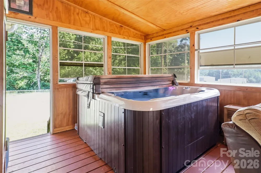 724 Hillcrest Drive Bessemer City, NC 28016