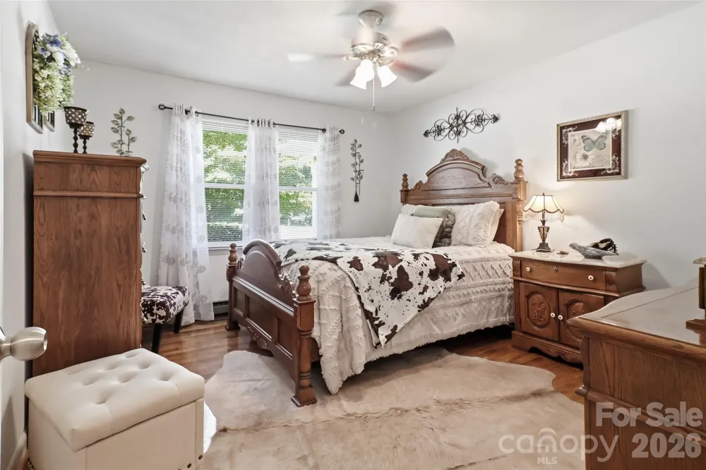 724 Hillcrest Drive Bessemer City, NC 28016