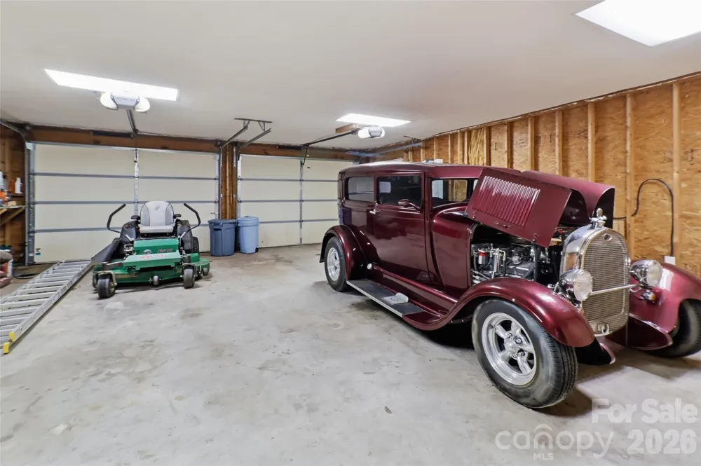 724 Hillcrest Drive Bessemer City, NC 28016