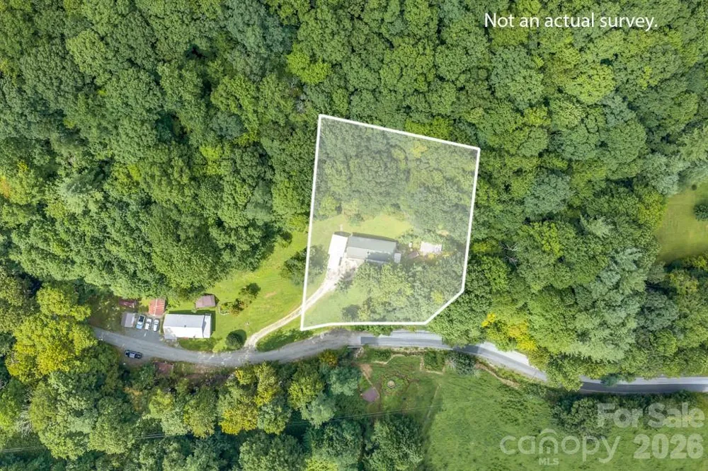 2850 Henson Creek Road Newland, NC 28657