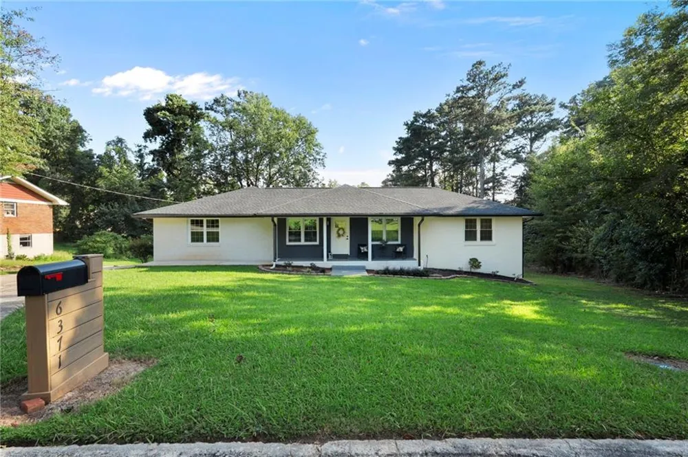 6371 Impala Circle Morrow, GA 30260