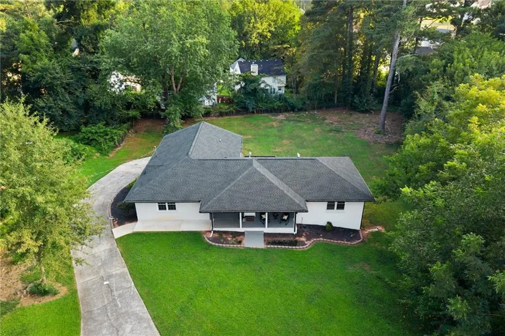 6371 Impala Circle Morrow, GA 30260