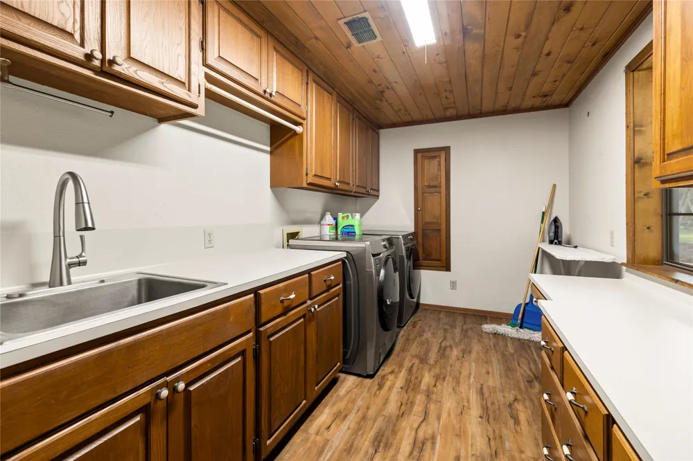 782 Rosie Wady Road Gladewater, TX 75647
