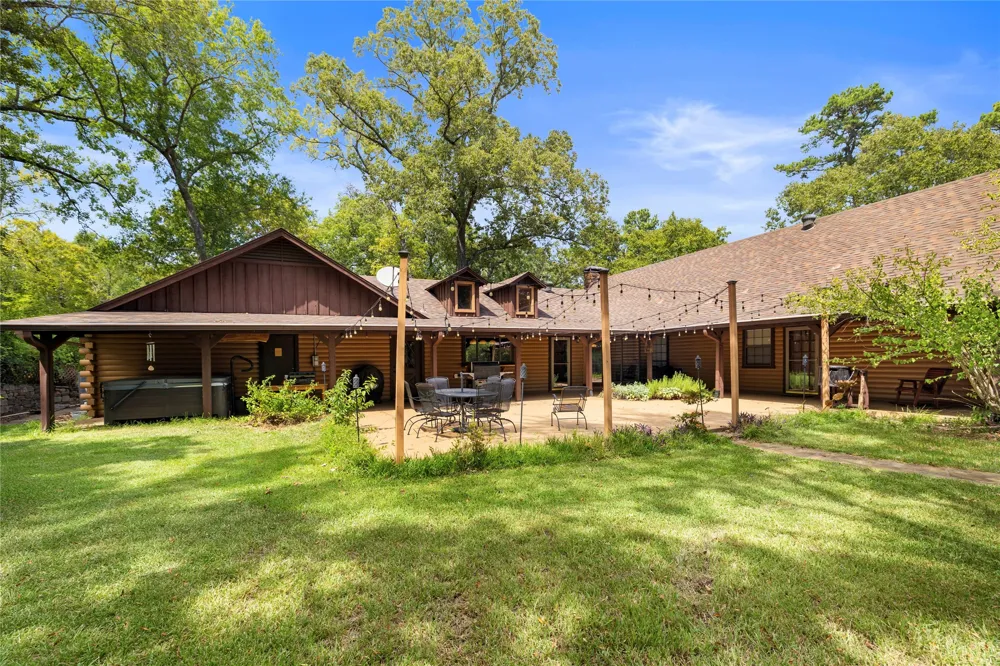 782 Rosie Wady Road Gladewater, TX 75647