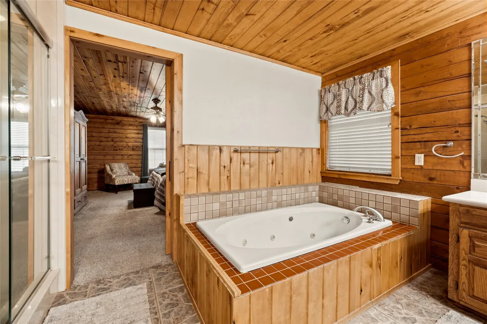 782 Rosie Wady Road Gladewater, TX 75647