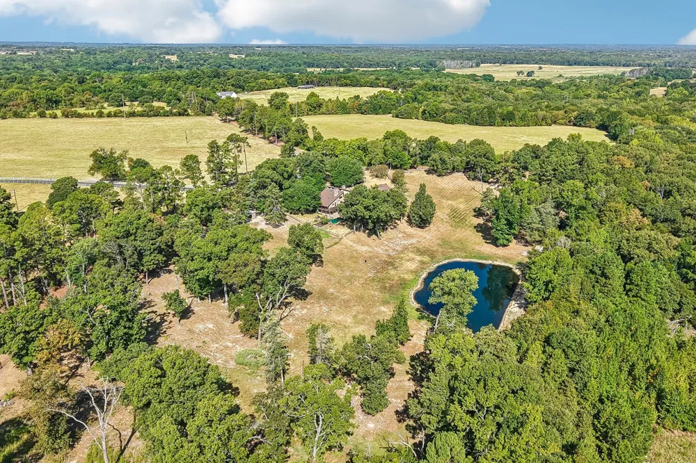 111 Vz County Road 4133 Canton, TX 75103