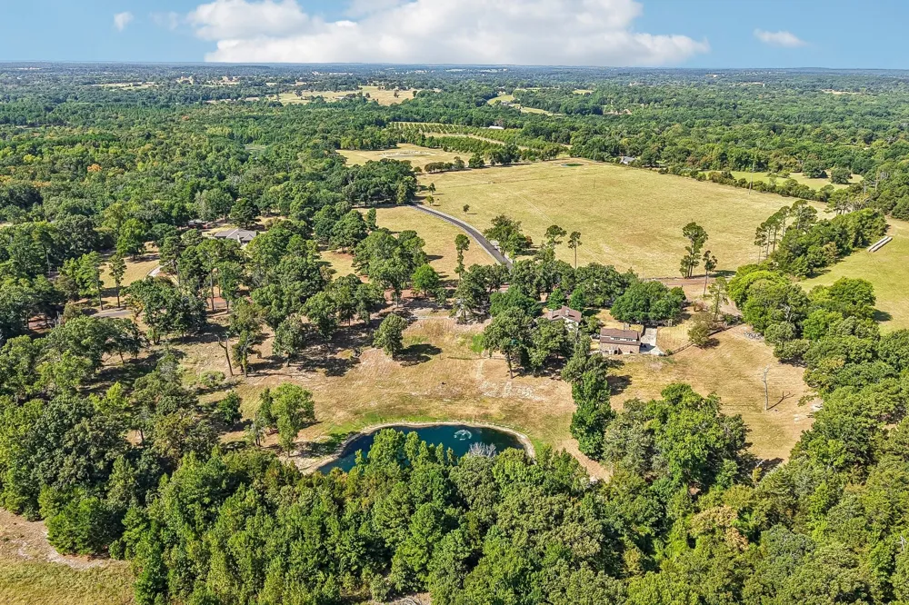111 Vz County Road 4133 Canton, TX 75103
