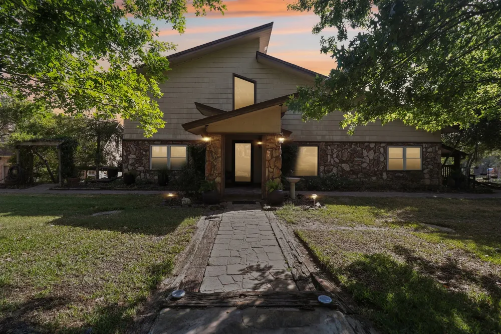 111 Vz County Road 4133 Canton, TX 75103